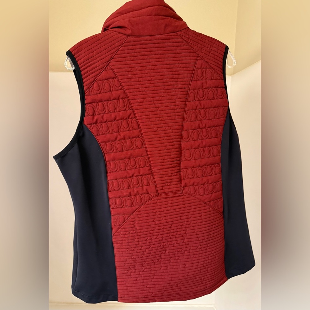 Kerrits 'Acclimate' Quilted Riding Vest Burgundy and Black Size Large - Picture 3 of 7